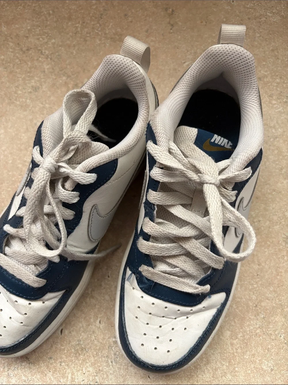 Nike low top
